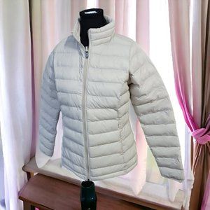 Amazon Essentials Womens Lightweight  Water-Resistant Packable Puffer   Size XS